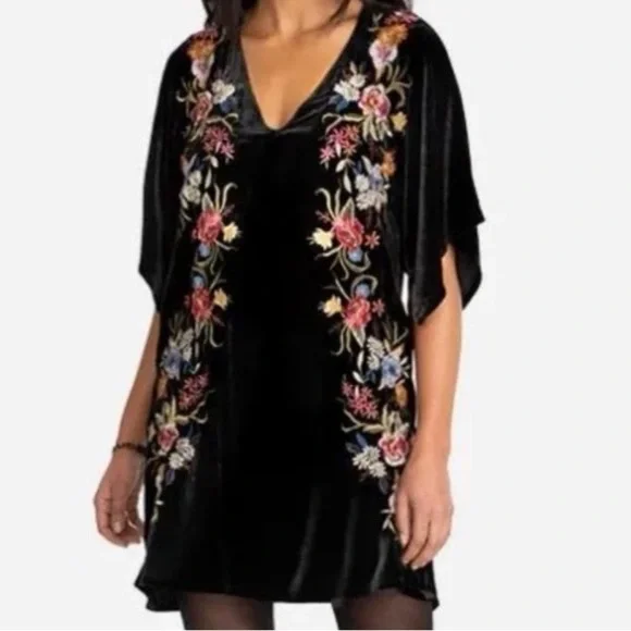 Johnny Was heavily embroidered “Isla” dress NWT - Picture 10 of 12